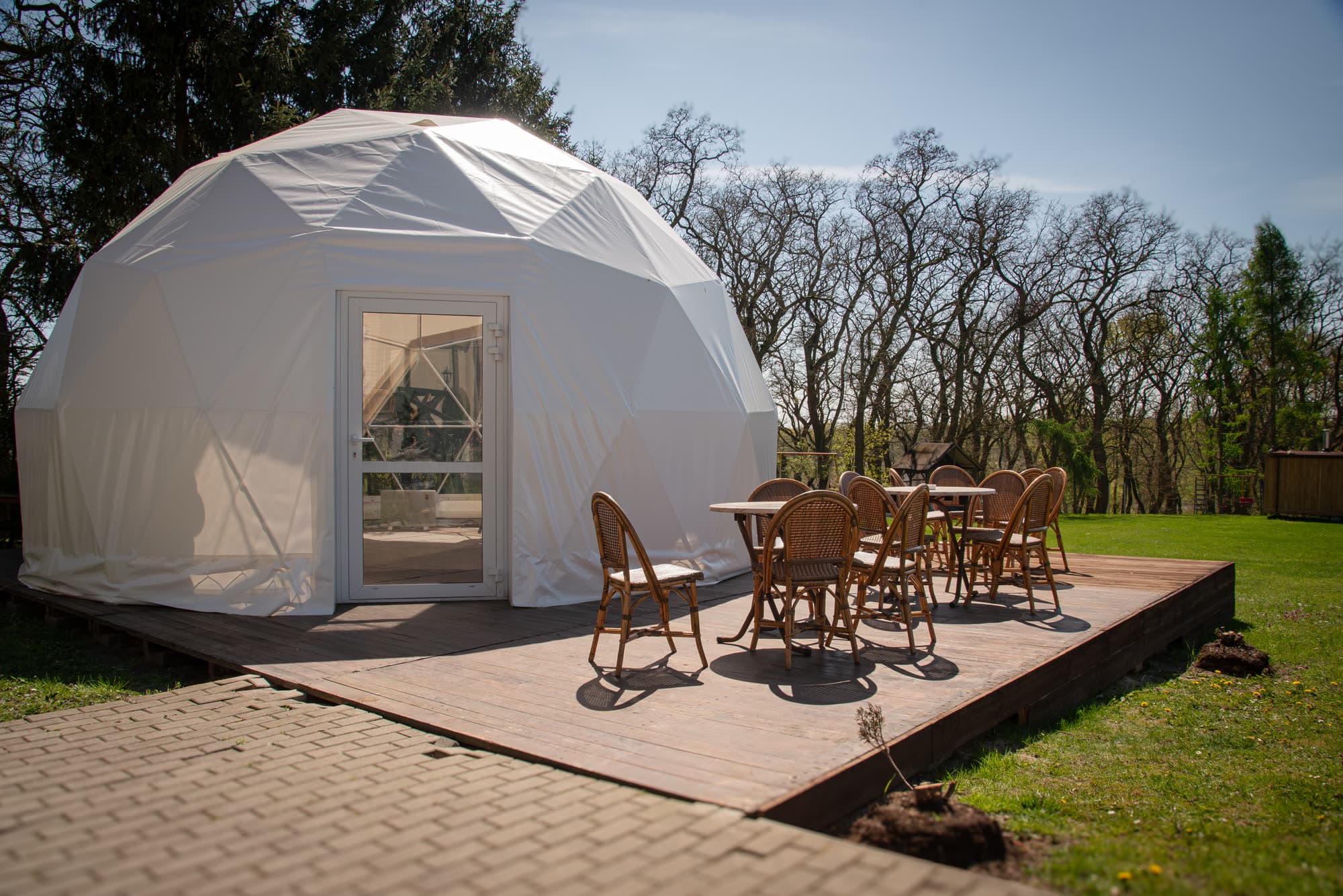 Kopuła glamping — wnętrze